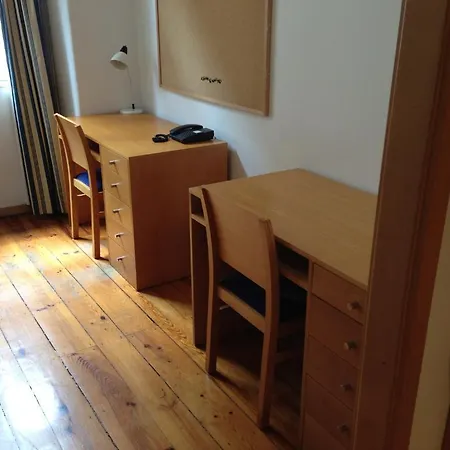 بيت شباب Spru Summer Lisboa