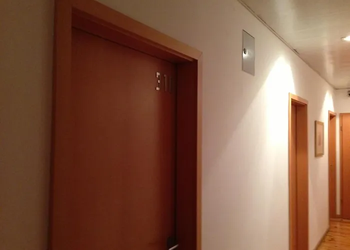 Spru Summer Hostal *